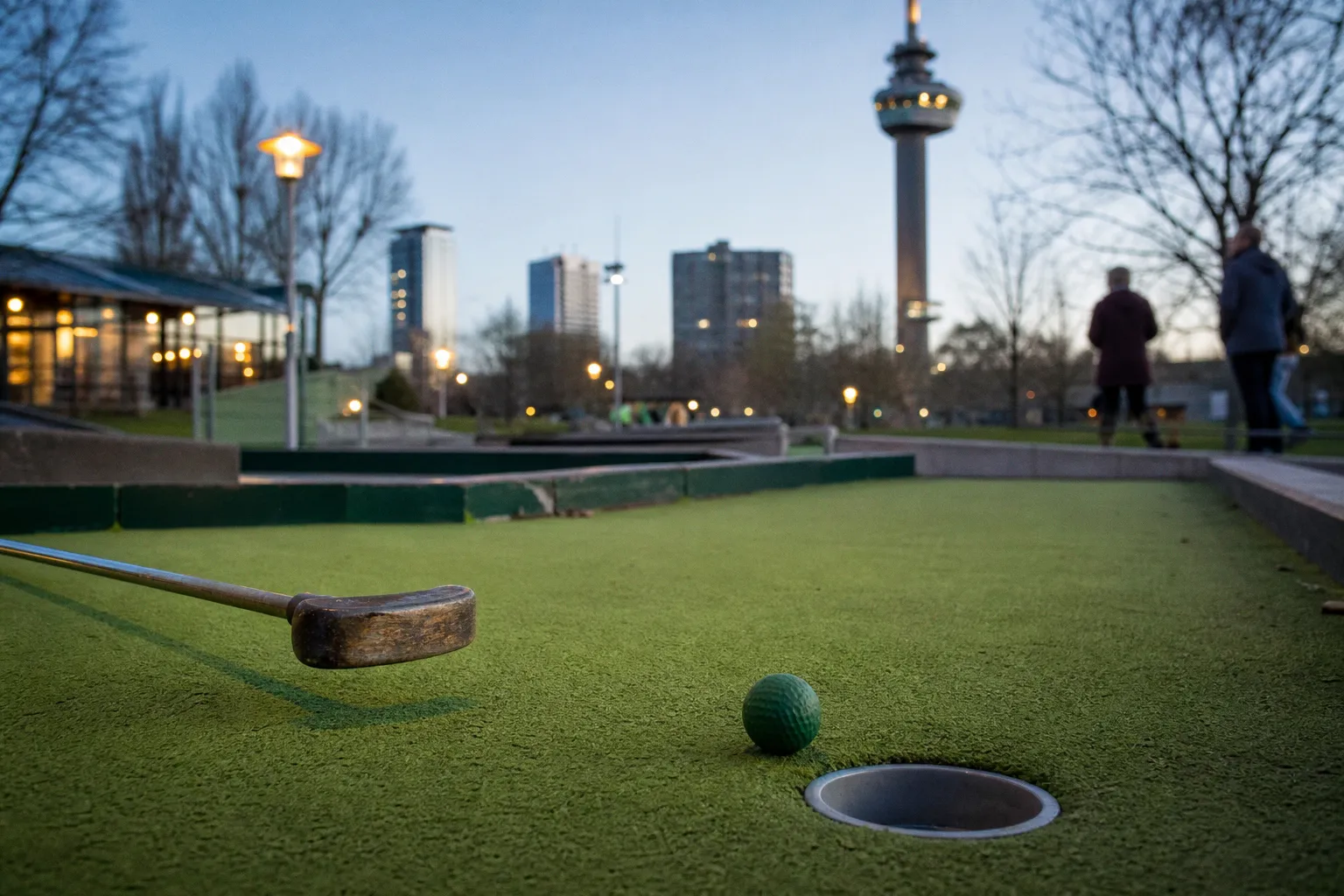 Minigolf à Rotterdam : comparatif des prix et des parcours
