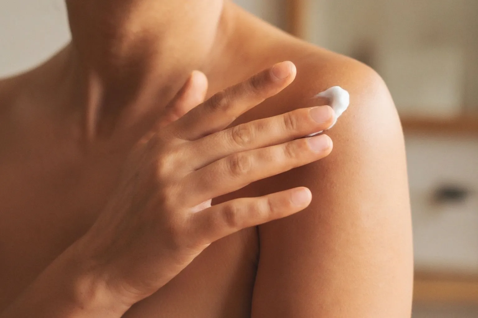 Soins perfecteurs pour le corps : l'alternative chimique aux gommages classiques